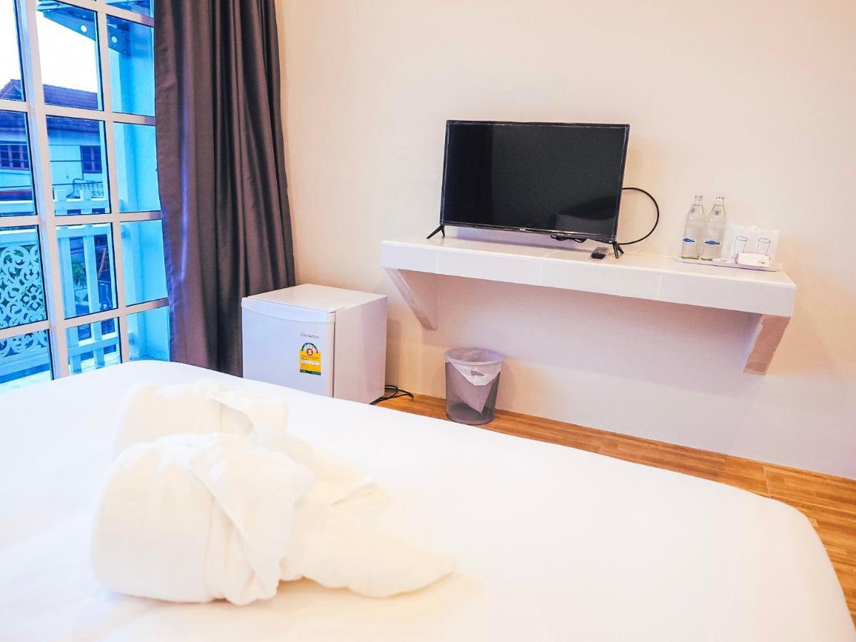 Promporn Boutique Hotel Нан Экстерьер фото